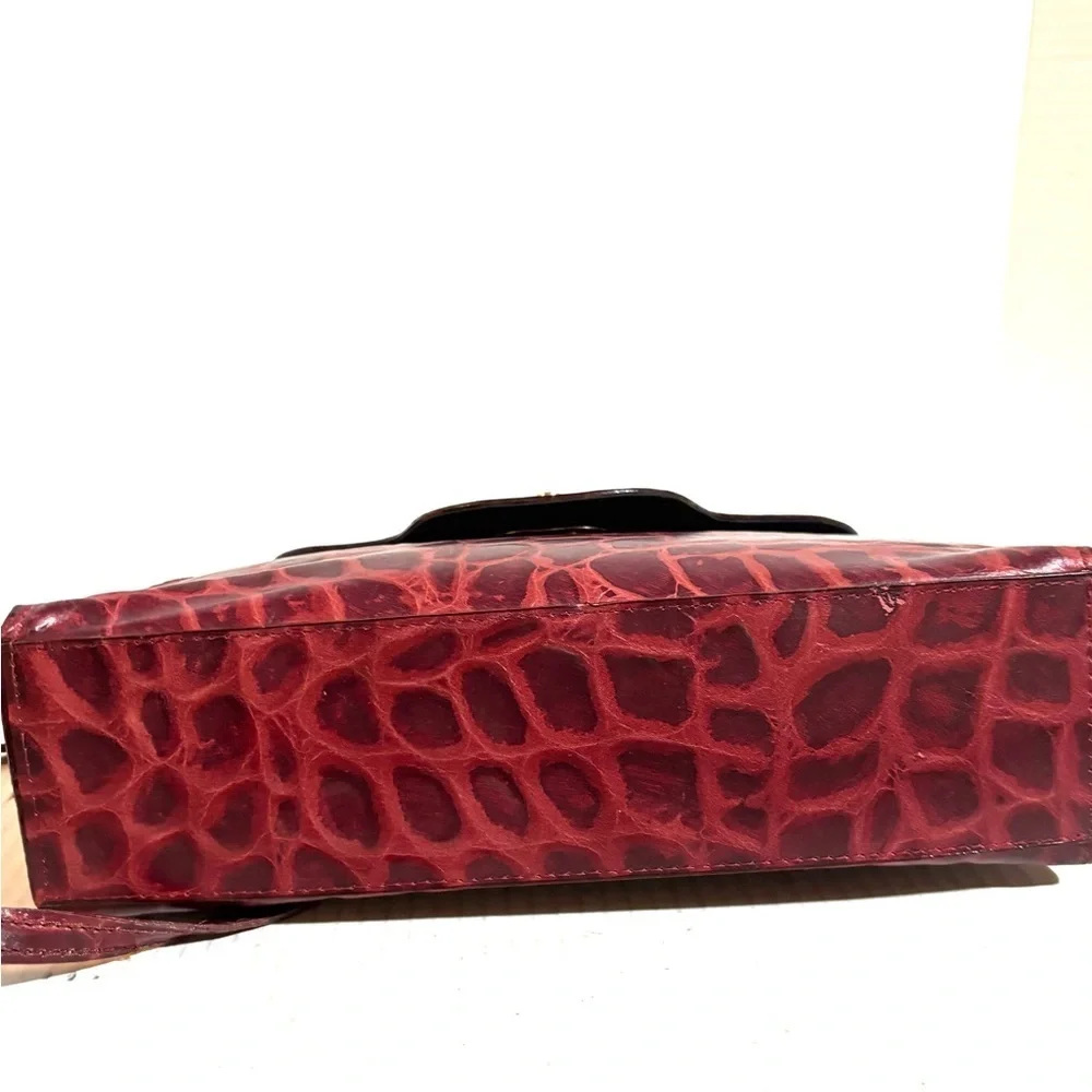 Vintage Elegant Red Crocodile Pattern leather Handbag